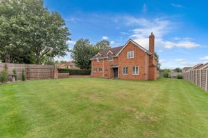 Photo 27- click for photo gallery